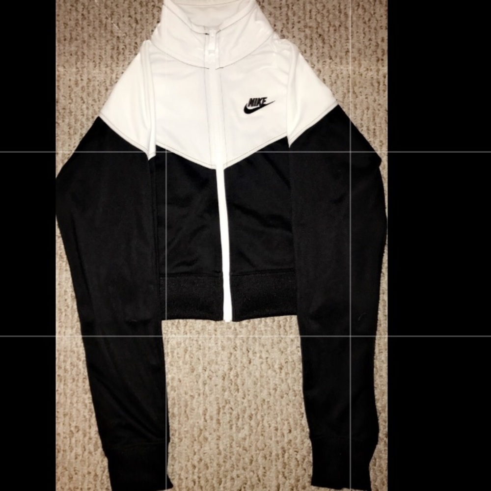 nike sweater